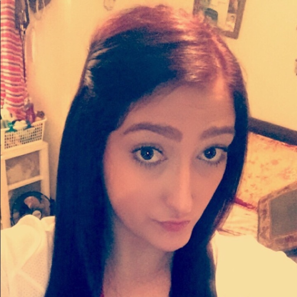 Meet your Posher, Kylee